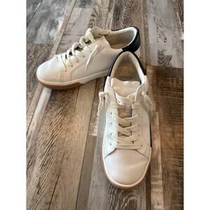 DV By Dolce Vita Womens Harryson Helix Leather Sneakers 7.5 Lace Up Low Top Chic